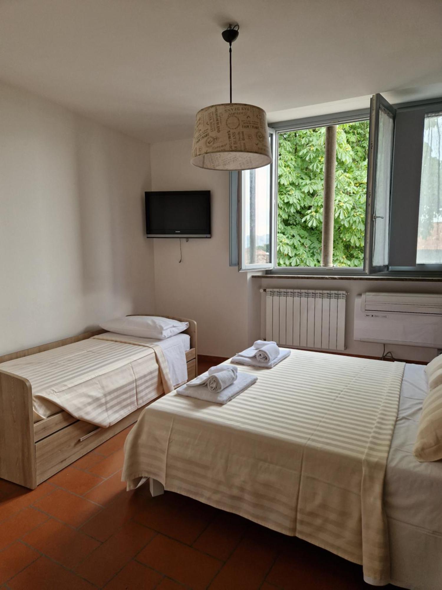 Hotel Porta Marmorea Γκούμπιο Εξωτερικό φωτογραφία