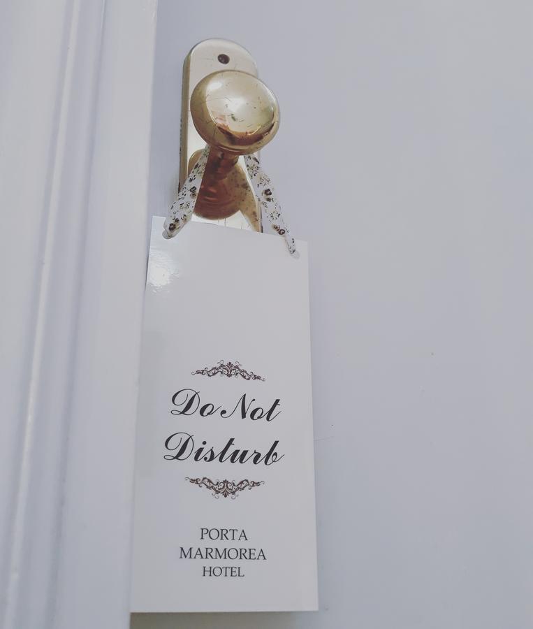 Hotel Porta Marmorea Γκούμπιο Εξωτερικό φωτογραφία