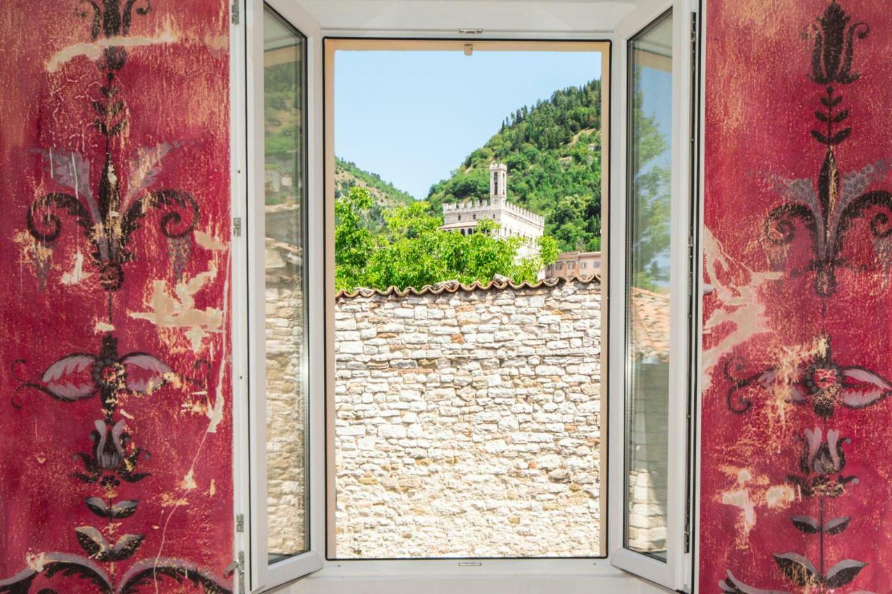 Hotel Porta Marmorea Γκούμπιο Εξωτερικό φωτογραφία